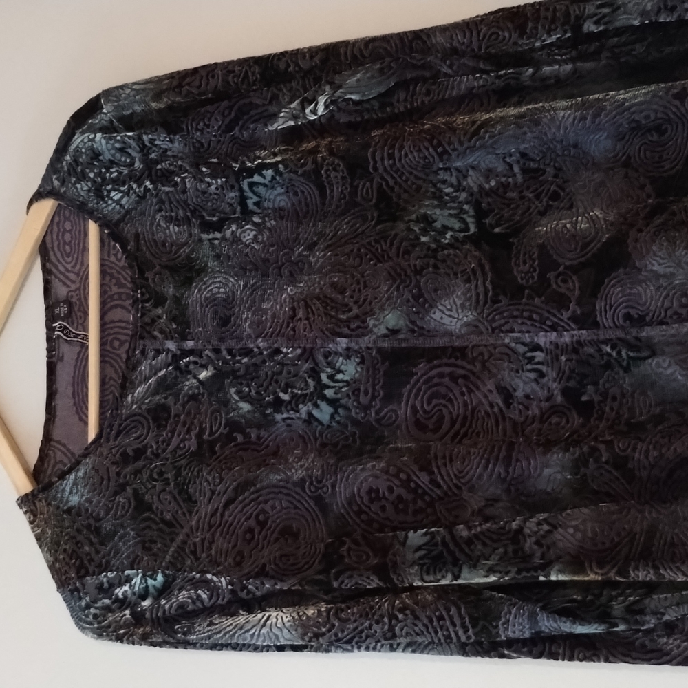 Snow Skin tunic,XL, purples, blues, black.